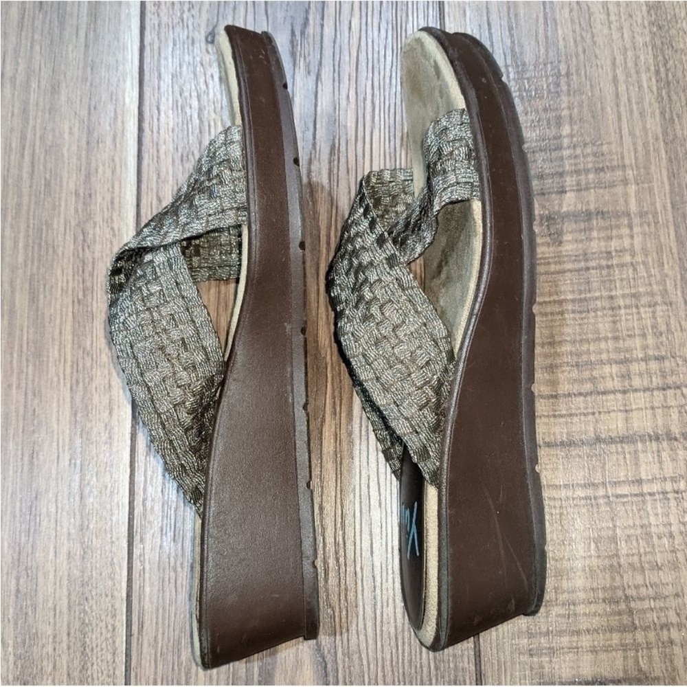 Yuu Metallic Woven Strap Wedges